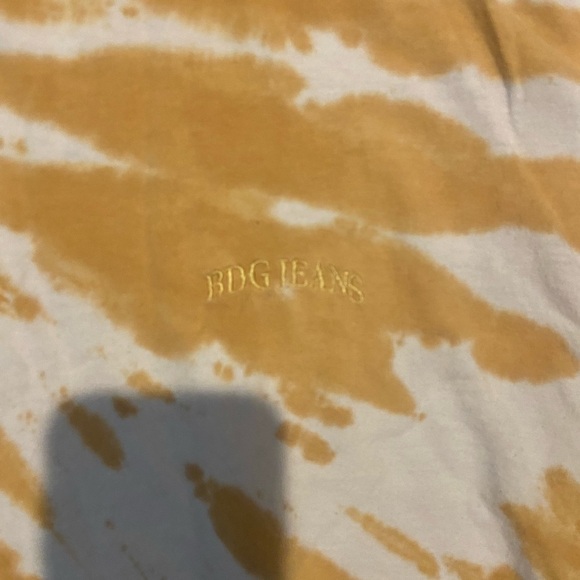 BDG Cream and Tan Tie-Dye Tee - Picture 2 of 3